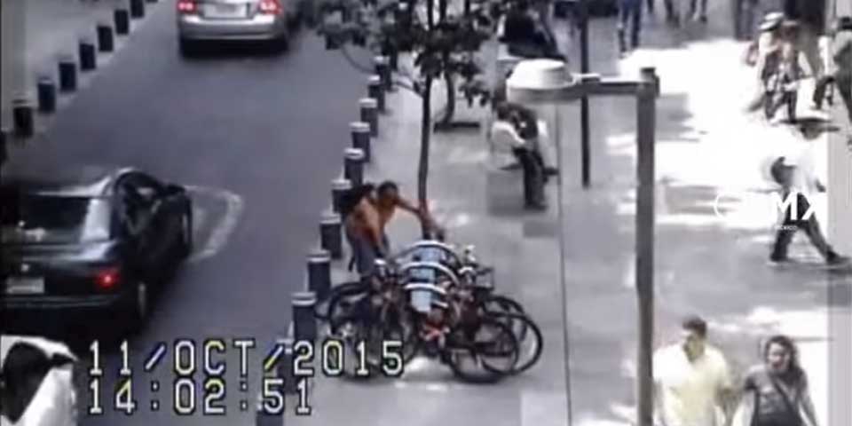 Video: así roban bicicletas en la Ciudad de México Video: así roban bicicletas en la Ciudad de México
