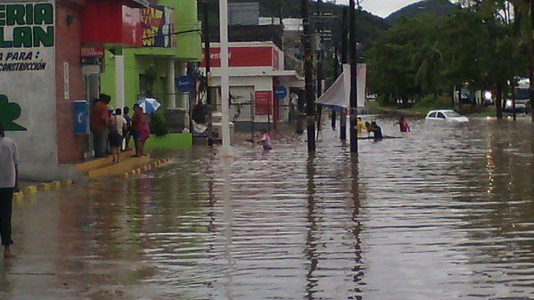 Recursos de ayuda en Colima no van a operadores políticos: Meade