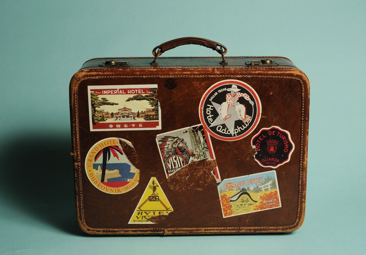 Hallan a migrante escondido en maleta Hallan a migrante escondido en maleta