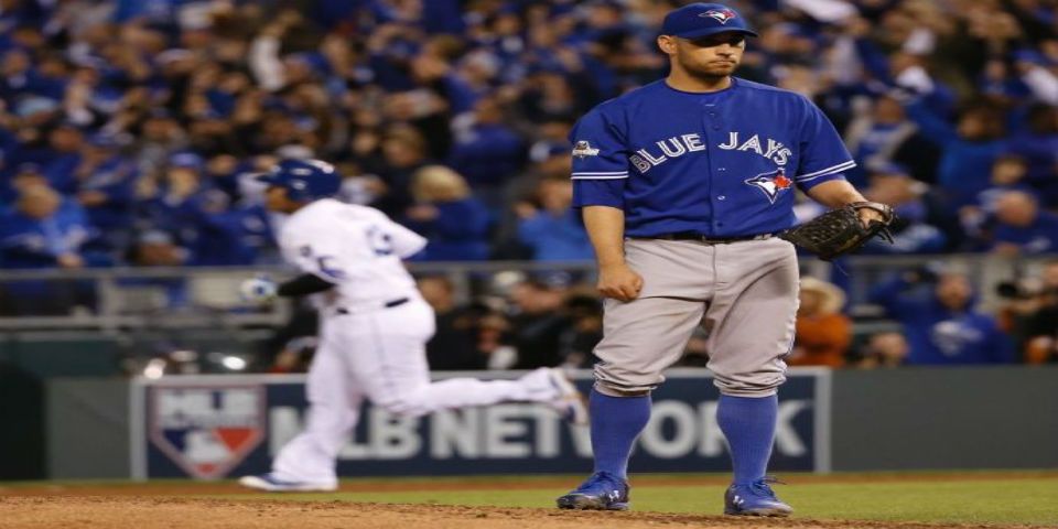 Estrada pierde primer juego de la Serie de Campeonato
