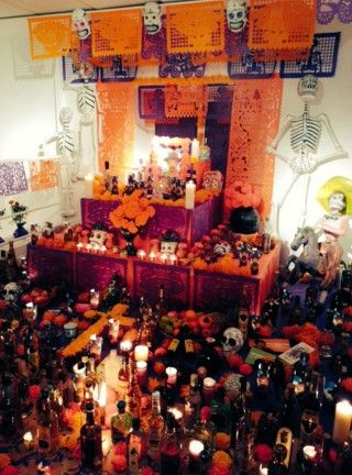 Tin Tan encabeza ofrenda de Muertos en el Instituto México en España - ofrenda-dinmes3