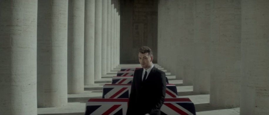 Sam Smith presenta video de su tema para Spectre