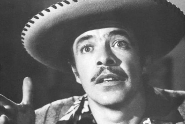 Tin Tan encabeza ofrenda de Muertos en el Instituto México en España - tintan-nota-190914