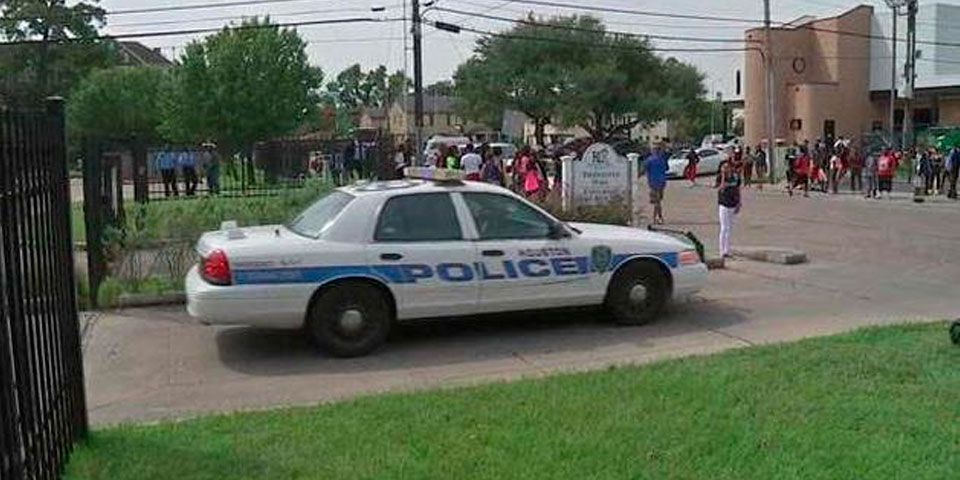 Tiroteo en universidad de Texas deja un muerto