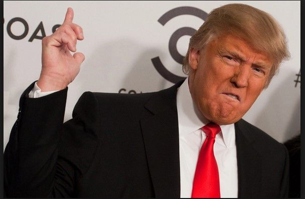 Chef demanda a Donald Trump