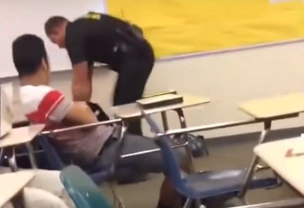 Video: violenta detención a estudiante