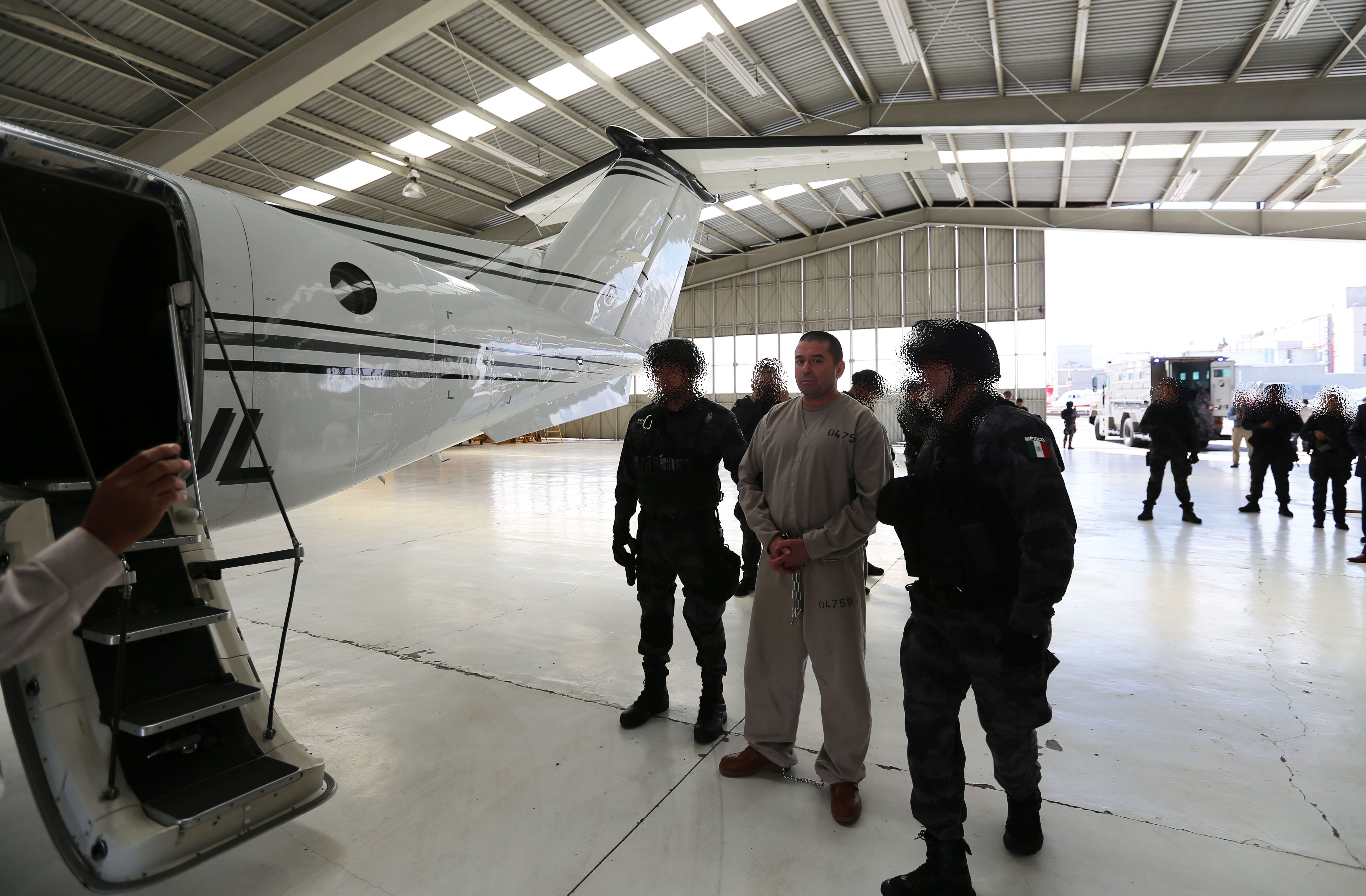 PGR extradita a dos narcotraficantes a EE.UU. - 031K8709