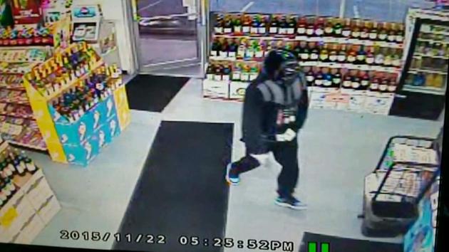 Arrestan a Darth Vader por intentar asaltar una tienda