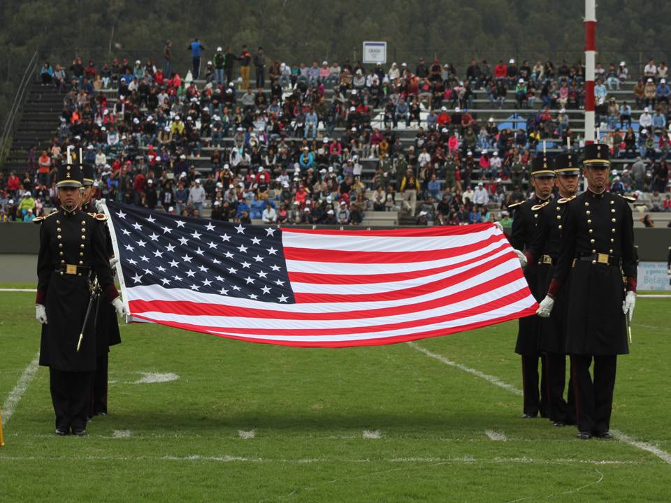 Se enfrentan Aguiluchos contra selección de futbol americano de EE.UU. - 12477