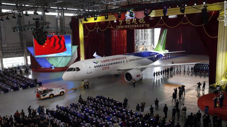 Video: China presenta su primer avión comercial - 151102152336-c919gettyimages-495319840-exlarge-169