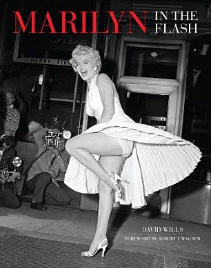 Las fotografías de Marilyn Monroe que no habías visto - 2EC4B81600000578-3332236-image-a-16_1448384771376