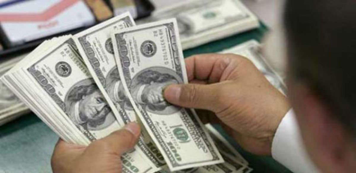 Venden dólar en 16.93 pesos Venden dólar en 16.93 pesos