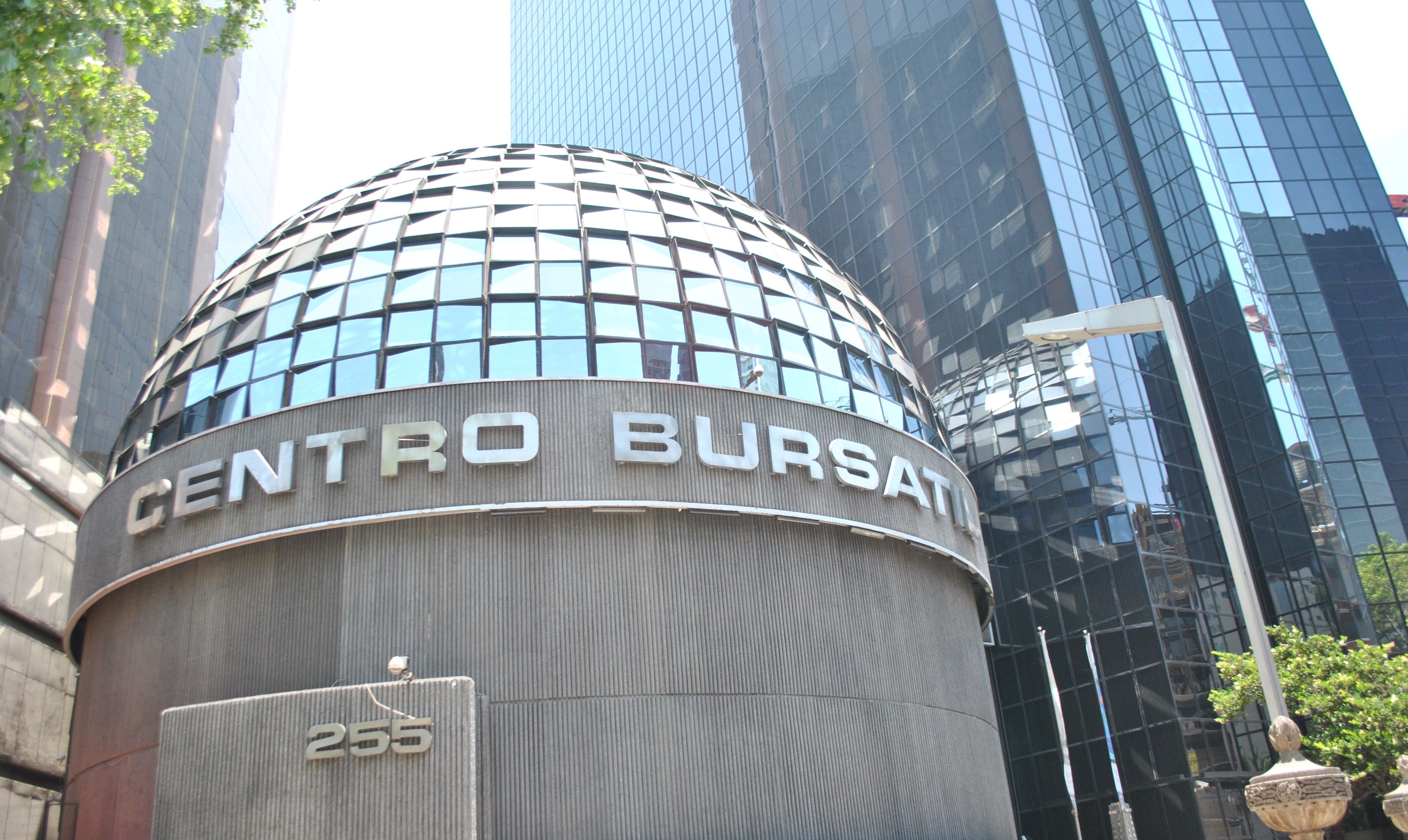 BMV logra máximo histórico