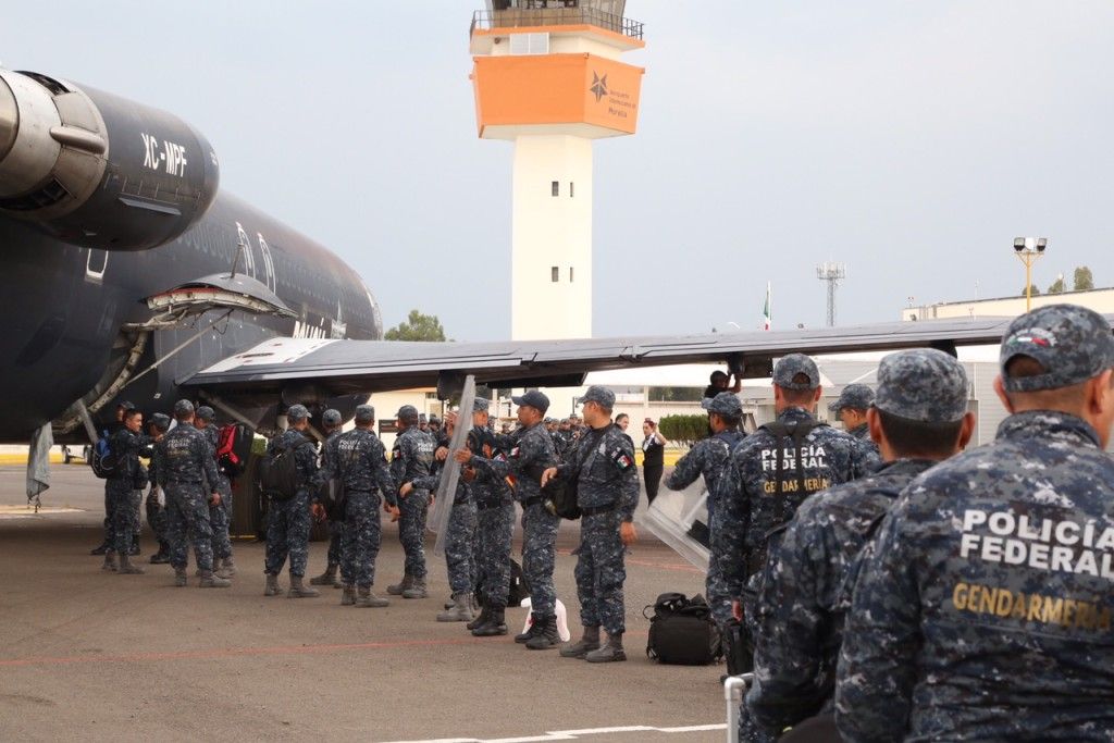 Llega Gendarmería a Michoacán para resguardar evaluación de docentes - 5F0B2238-1024x683