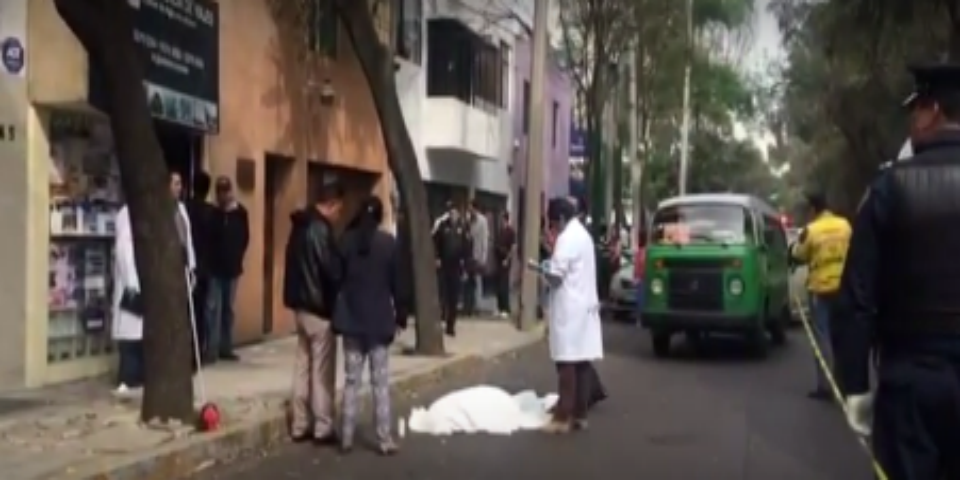 Muere mujer atropellada en Villa de Cortés