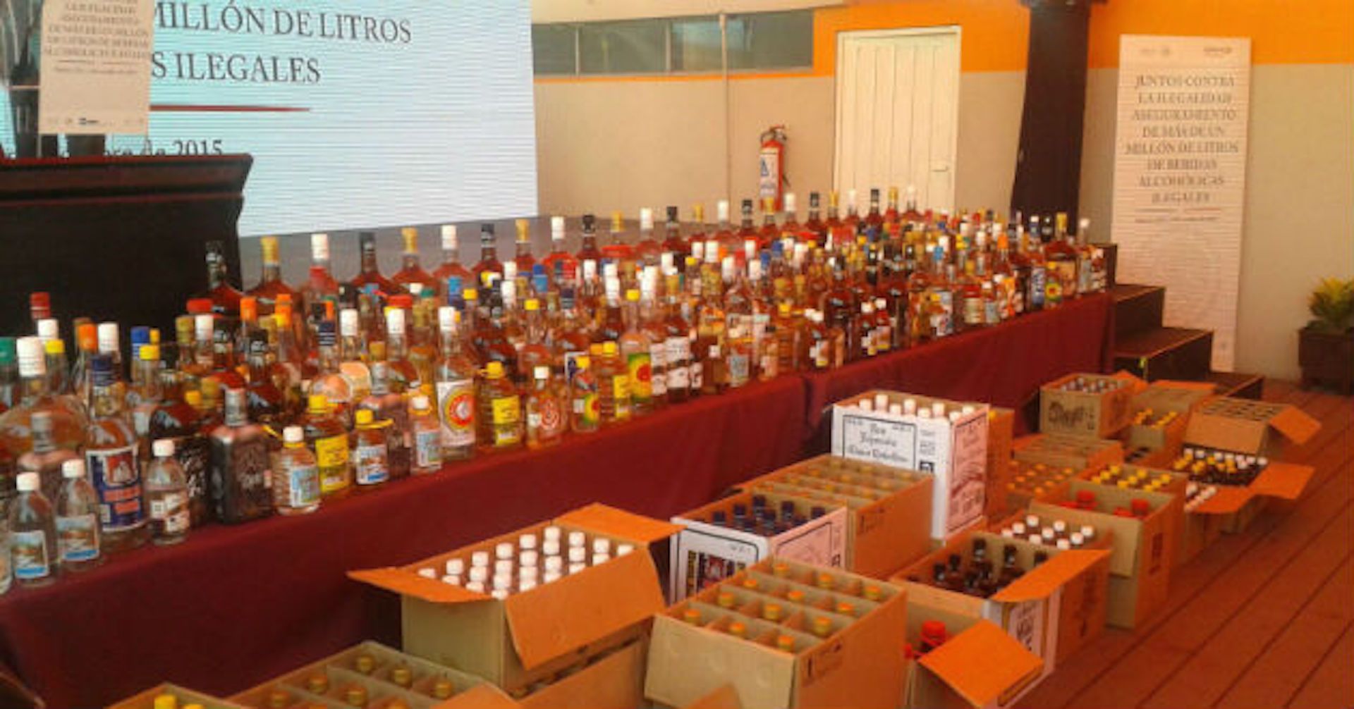 Embarga SAT más de 36 mil litros de alcohol ilegal