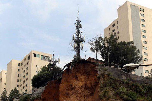 En 2002 se denunciaron obras en Santa Fe al gobierno de López Obrador - CUbaKd5UcAEJfaJ