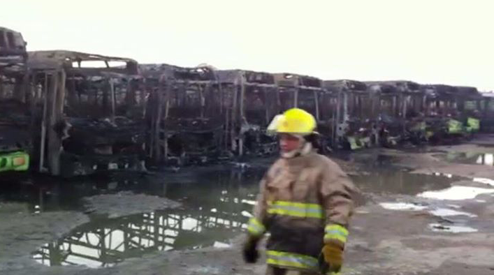 Se incendian 47 autobuses en Tabasco - Captura-de-pantalla-2015-11-11-a-las-9.16.41-a.m.