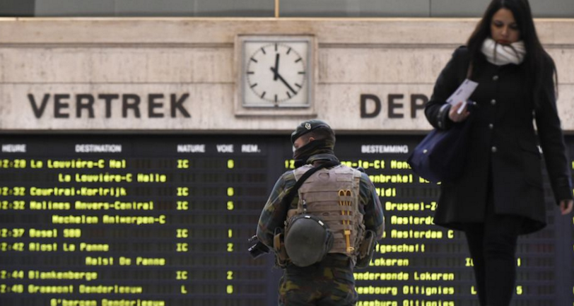 Cerrarán escuelas y metro en Bélgica por amenaza terrorista