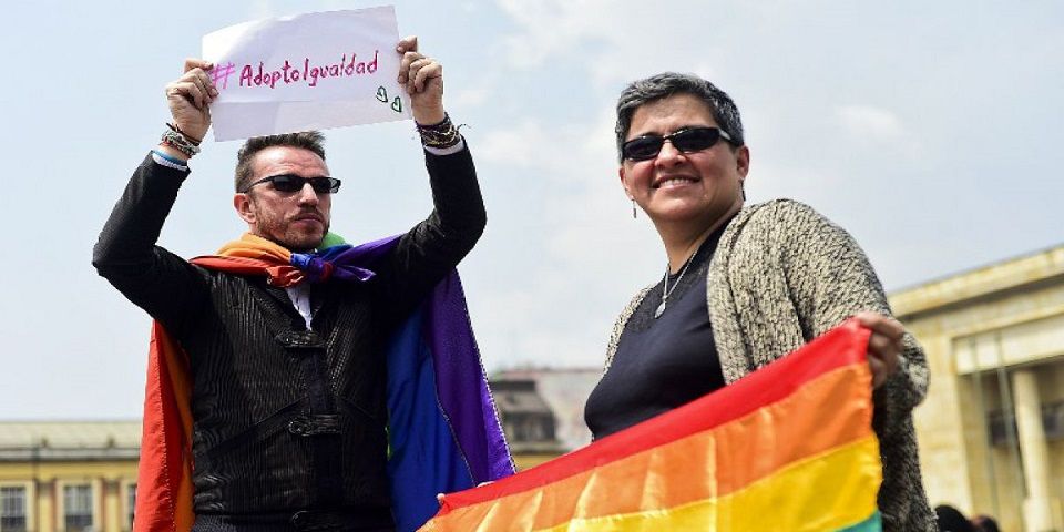 Aprueba Colombia adopción homosexual Aprueba Colombia adopción homosexual
