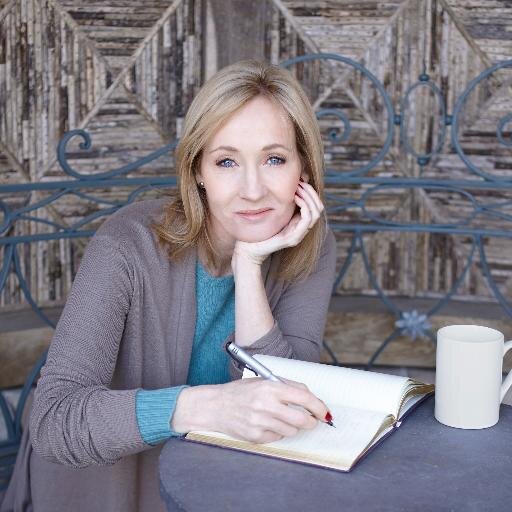 J.K. Rowling escribe un nuevo libro para ni&ntilde;os - GVUNU5Zd