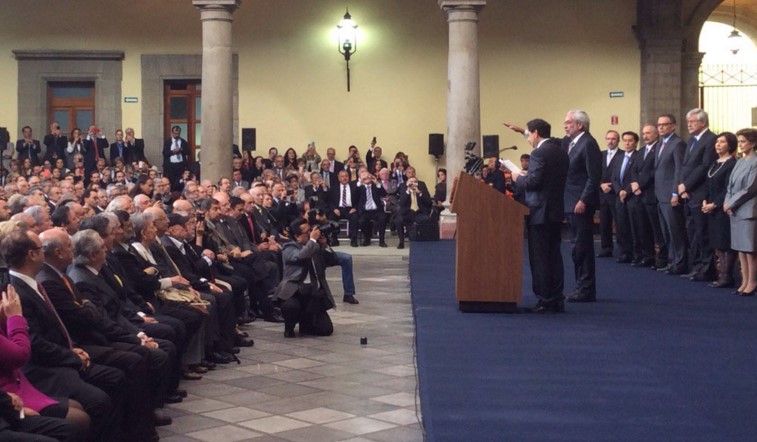 Enrique Graue Wiechers rindió protesta como rector de la UNAM - Graue-rinde