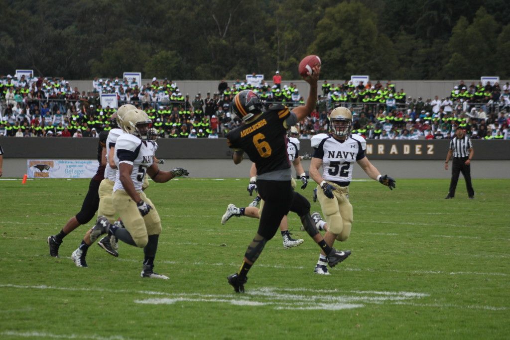 Se enfrentan Aguiluchos contra selección de futbol americano de EE.UU. - IMG_0944-1024x683