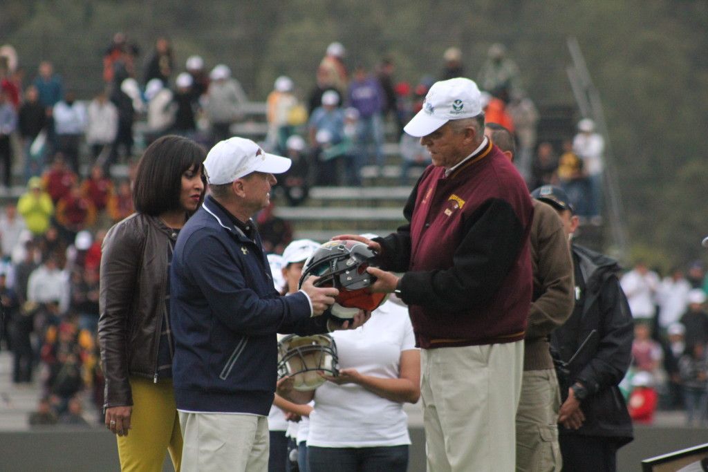 Se enfrentan Aguiluchos contra selección de futbol americano de EE.UU. - IMG_1240-1024x683