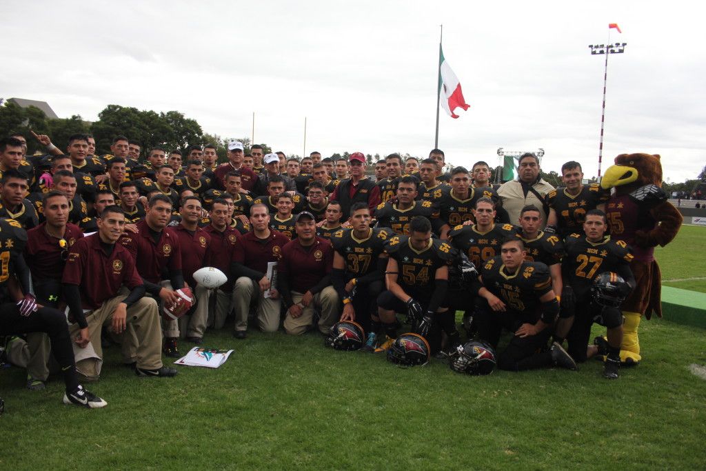 Se enfrentan Aguiluchos contra selección de futbol americano de EE.UU. - IMG_1330-1024x683