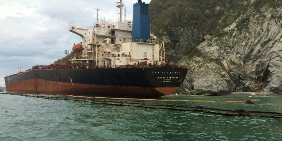 Inicia trasiego de combustible del buque ‘Los Llanitos’