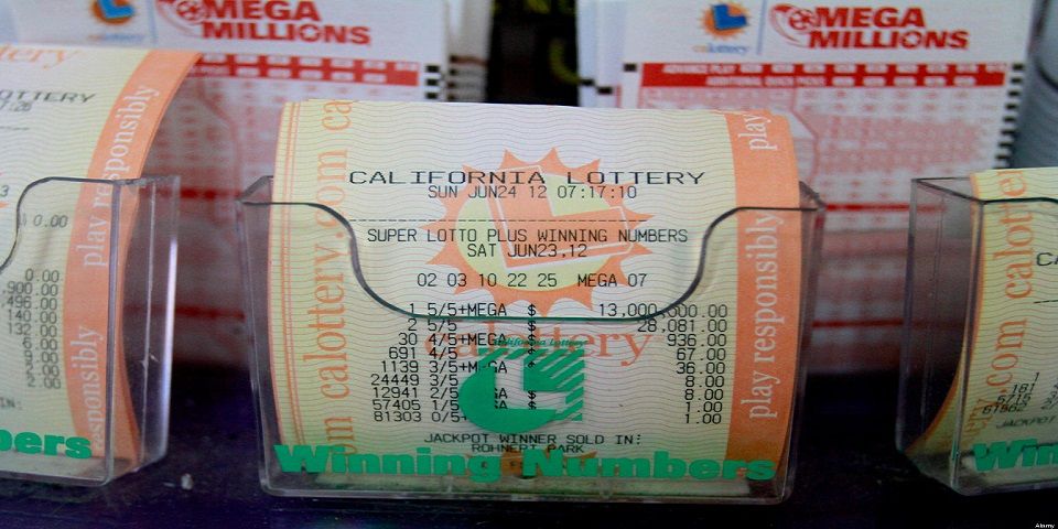 Continúan buscando al ganador de la lotería en California Continúan buscando al ganador de la lotería en California