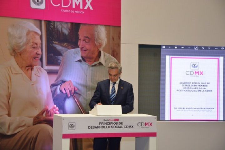 Instalarán réplica de Capilla Sixtina en el Zócalo capitalino