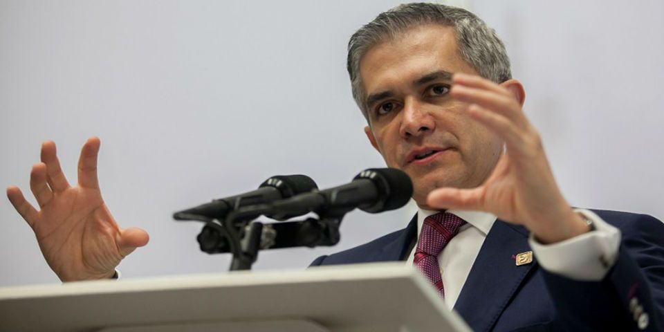 Asegurá Mancera que American Tower no cuenta con permisos