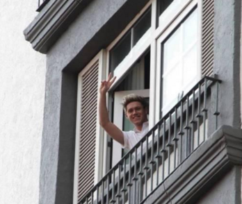 Eufórico recibimiento en México a One Direction - One_2