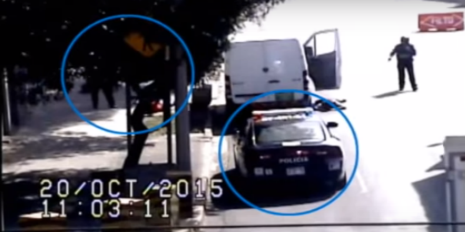 Asaltante roba camioneta y se lleva al custodio