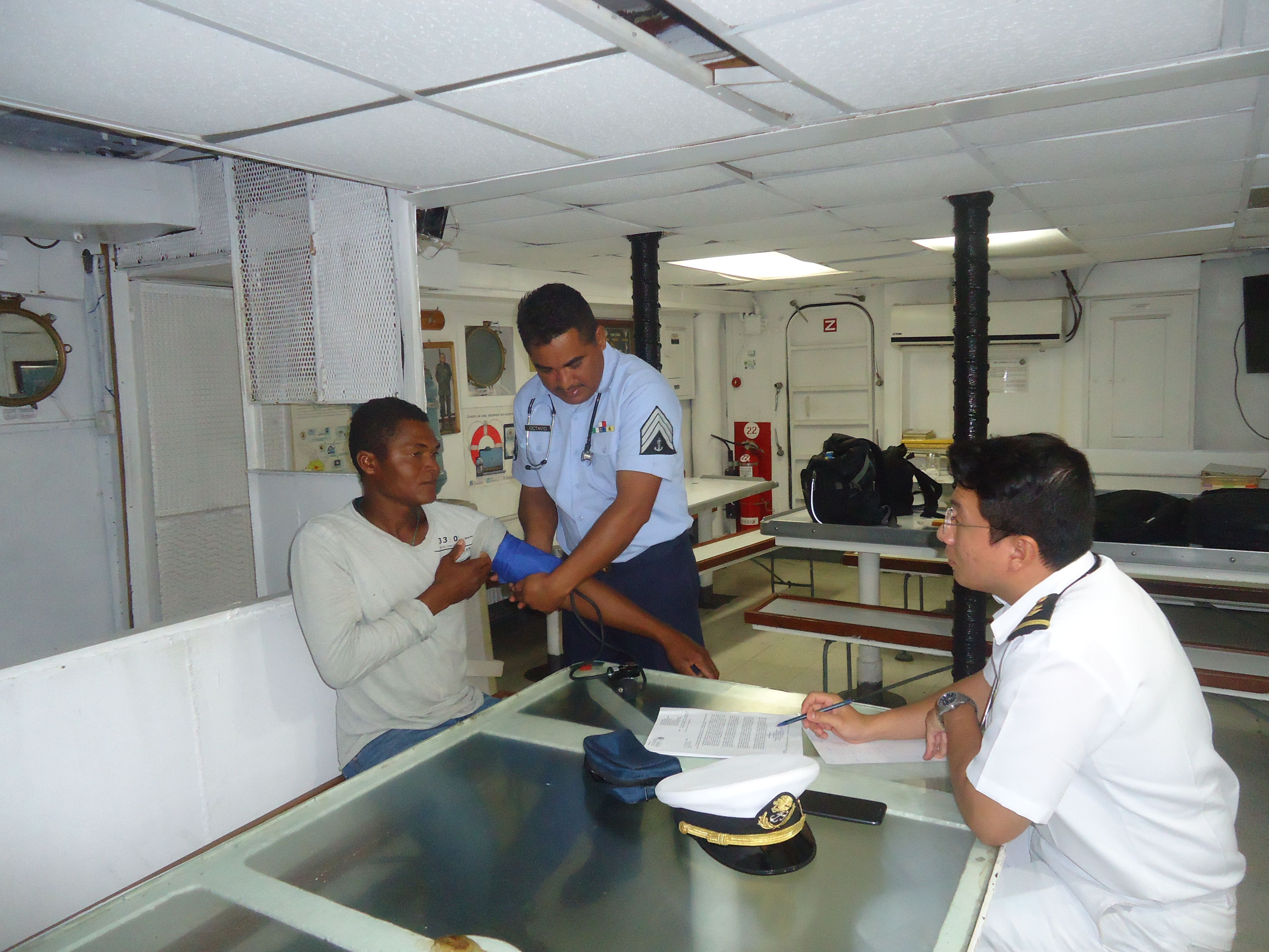 Marina rescata a cuatro náufragos en Chiapas - SEMAR_BOLET÷N_134_15_IMG_08