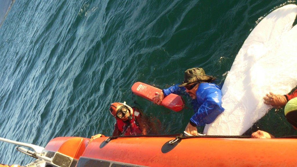 Marina de México rescata a tres estadounidenses en Ensenada - SEMAR_FOTO_-1-1024x576