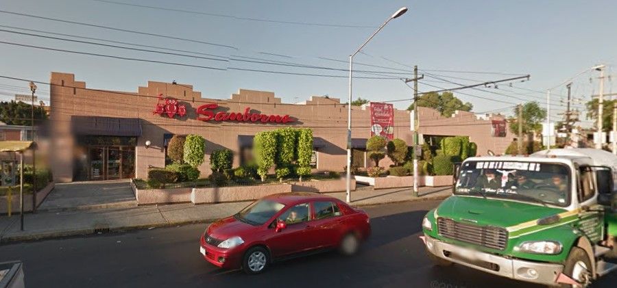 Roban artículos de tecnología y relojería de un Sanborns