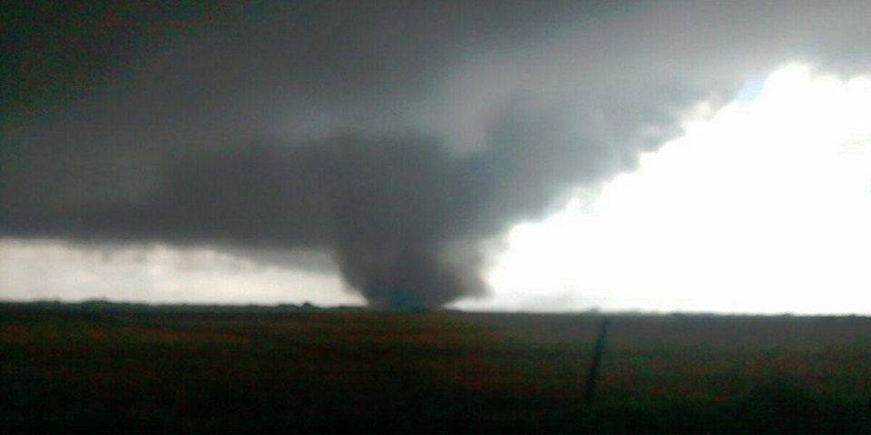 Captan fuerte tornado en Argentina Captan fuerte tornado en Argentina