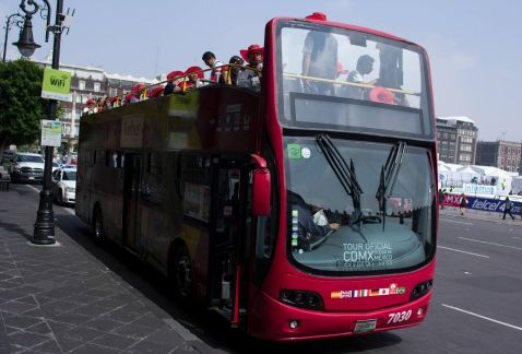 Turibús dará recorridos nocturnos gratuitos por Día de Muertos