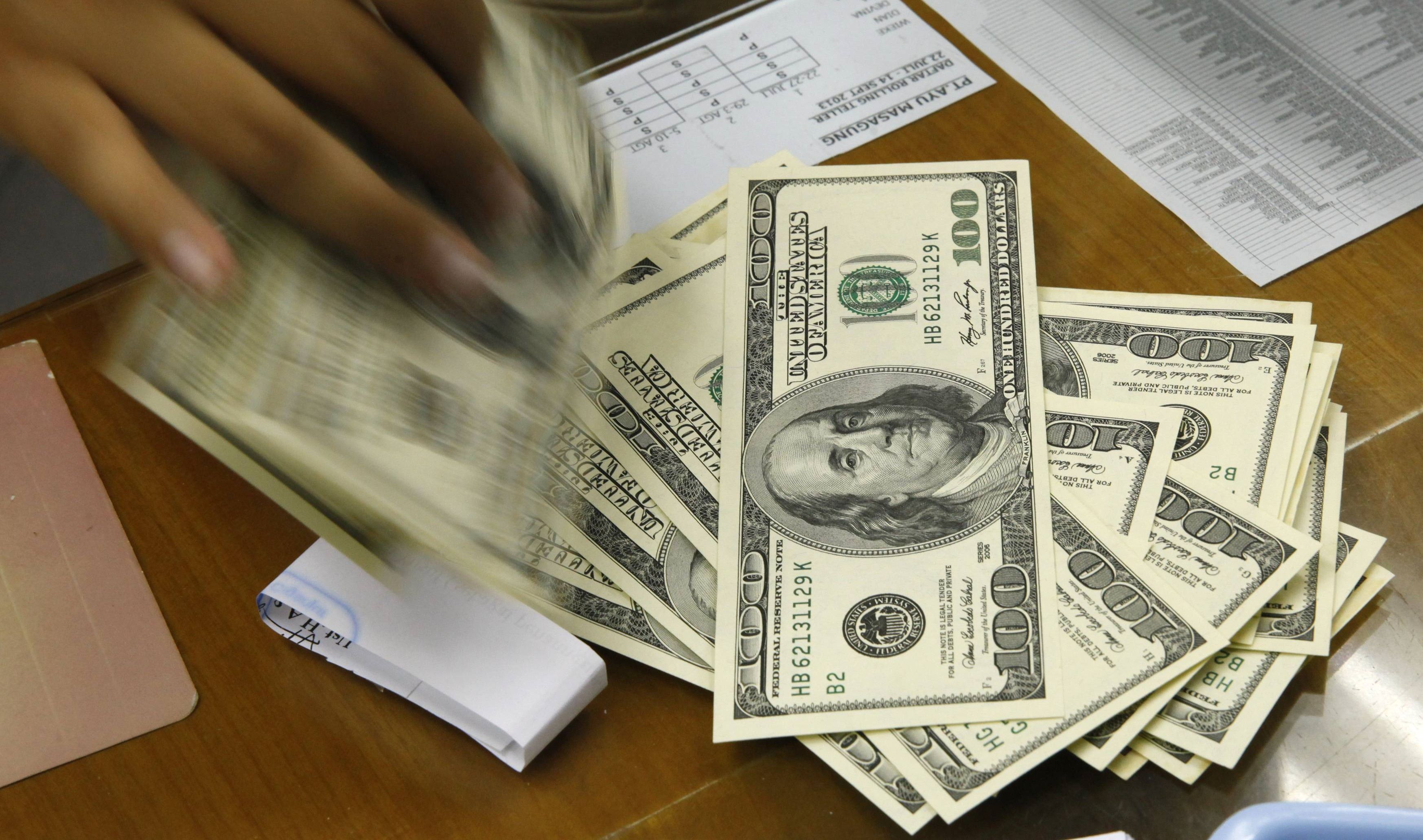 Venden dólar en 16.82 pesos Venden dólar en 16.82 pesos