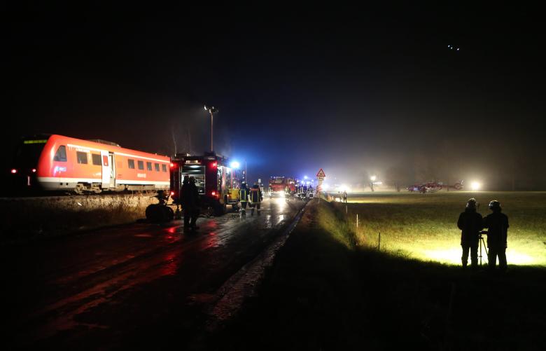 Choque de tren con un camión deja un muerto - Zugunfall-bei-Freihung-1