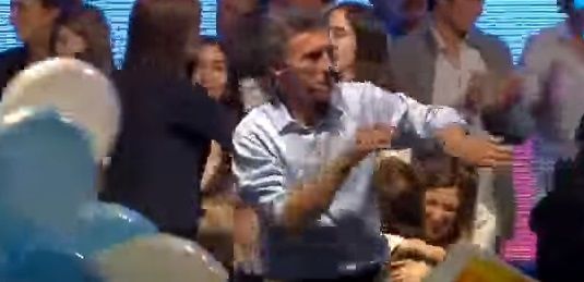 Mauricio Macri festejó victoria bailando Mauricio Macri festejó victoria bailando