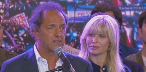 Scioli: El pueblo argentino optó por un cambio Scioli: El pueblo argentino optó por un cambio