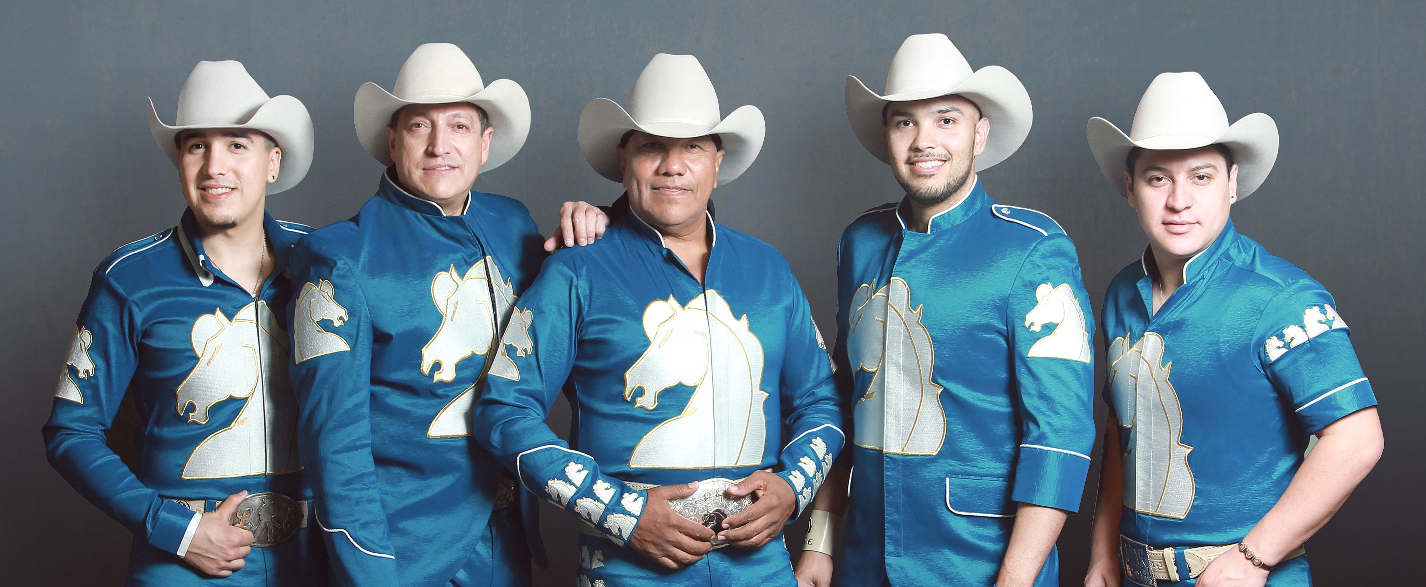 El Gigante de América celebra 35 años de estilo Bronco El Gigante de América celebra 35 años de estilo Bronco