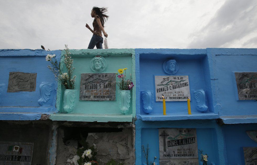 El Día de Muertos en el mundo - cementerio-manila2