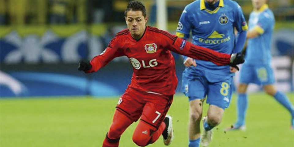 Chicharito se queda sin marcar en empate del Leverkusen