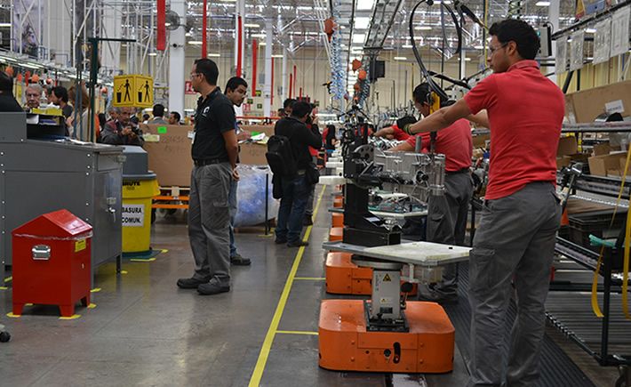Empleo en el sector manufacturero creció 3 por ciento: INEGI - crece-empleo-1-7-en-sector-manufacturero