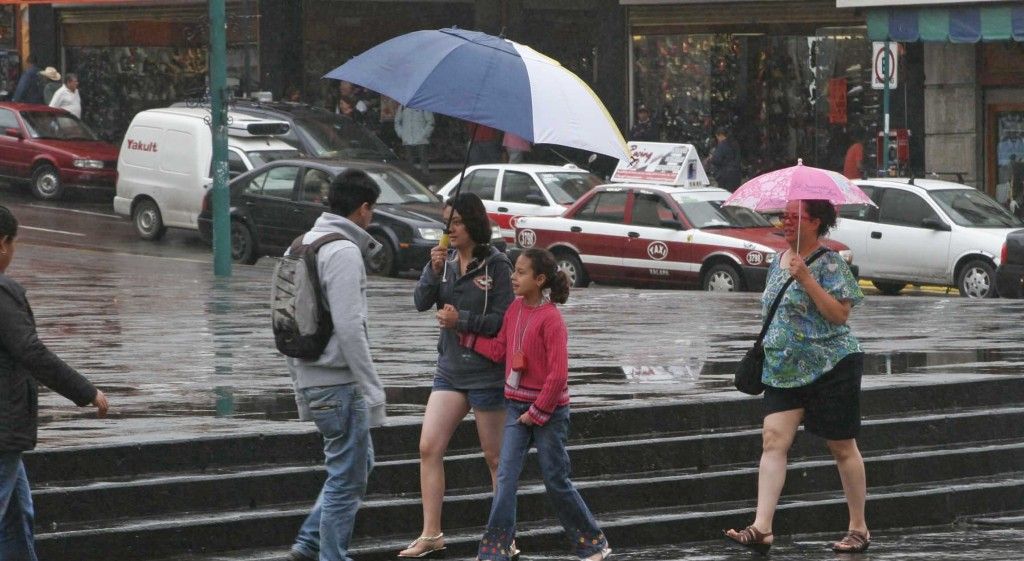 Frente frío 39 generará lluvias y vientos fuertes en varios estados del país - df11-1024x561