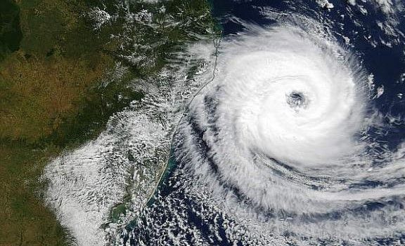 “El Niño”, uno de los más fuertes en los últimos 65 años “El Niño”, uno de los más fuertes en los últimos 65 años